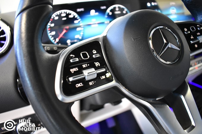 MERCEDES-BENZ GLA 180 d Automatic Sport Plus